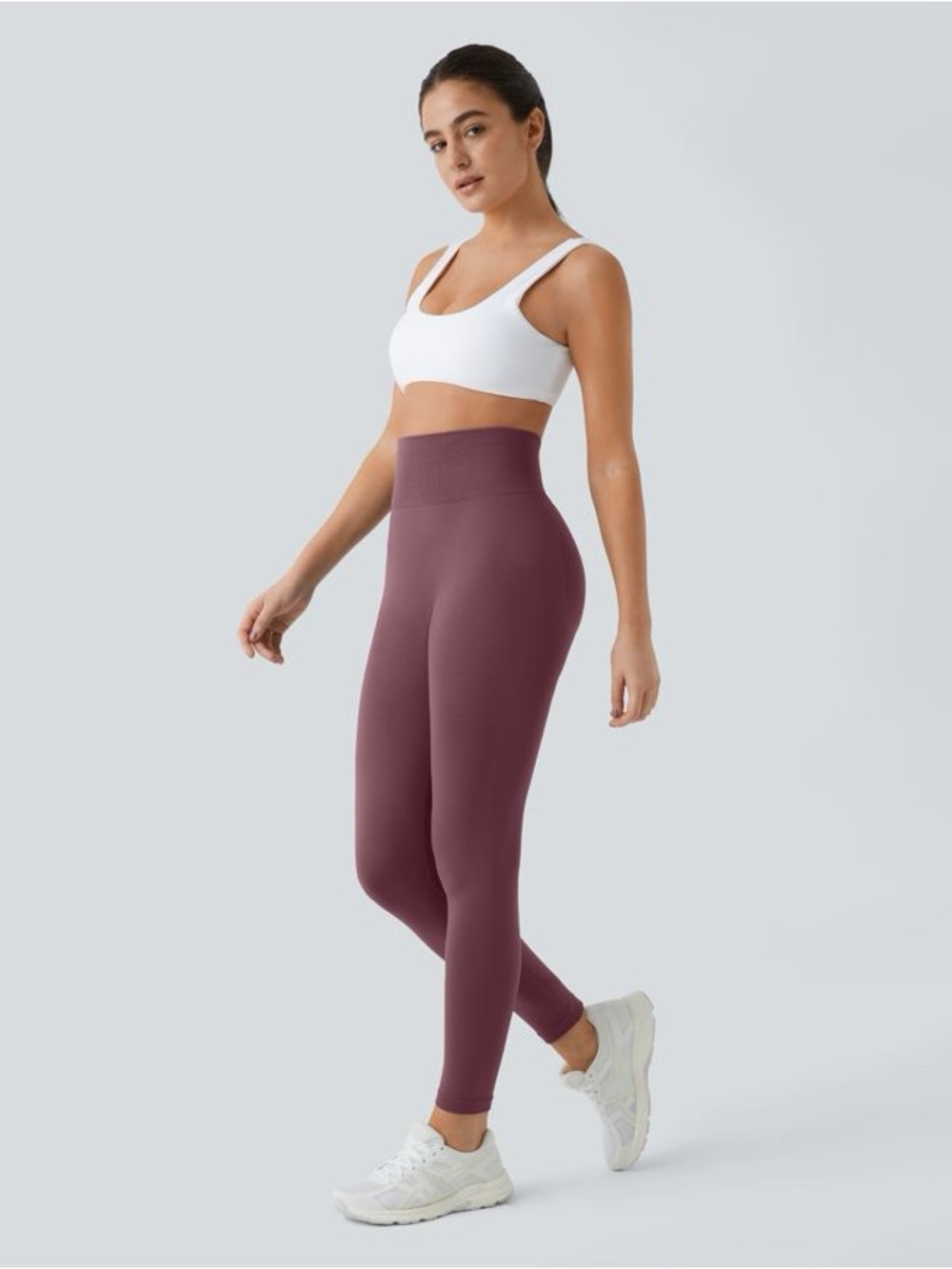 08HBB.- OneForm Seamless Flow High Waisted Ruched Plain Leggings.